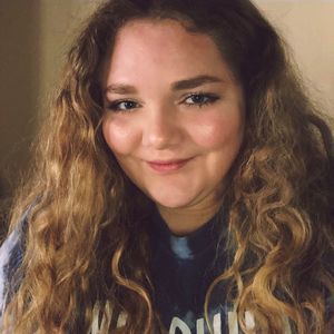 Meet your Posher, Bella